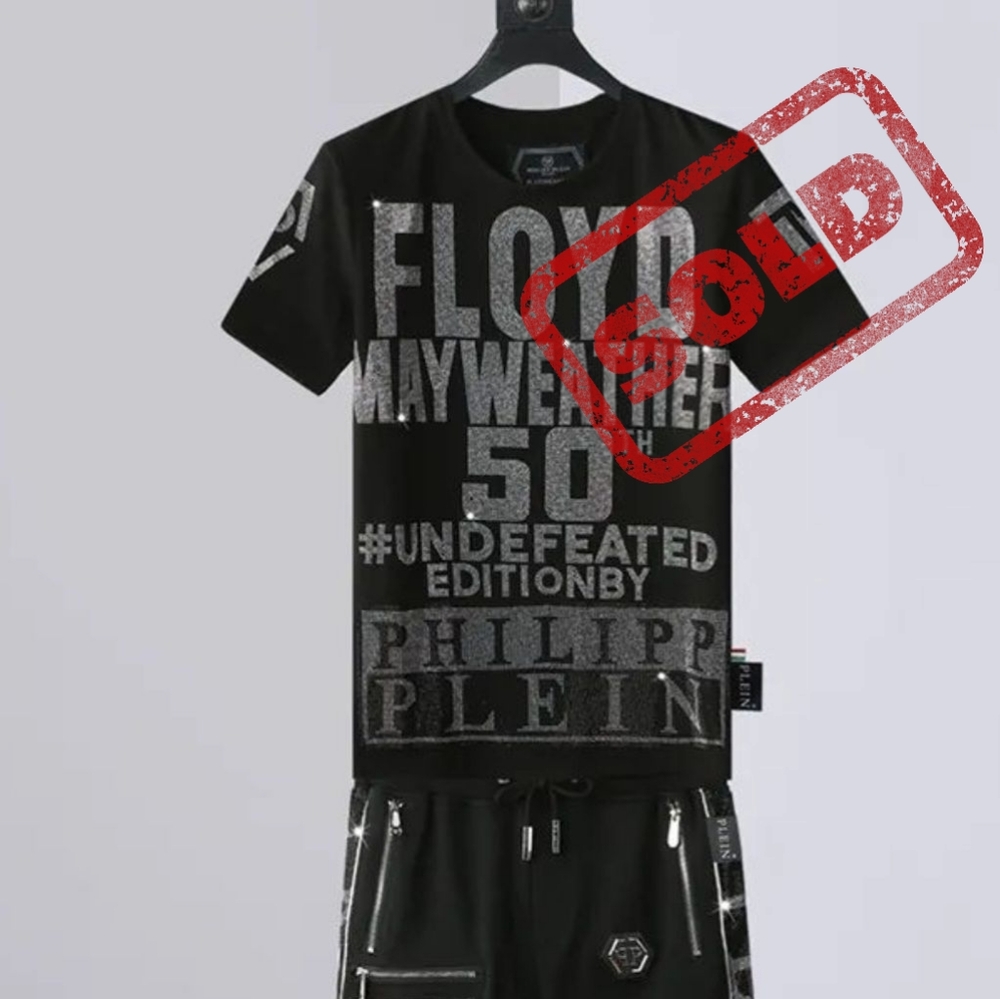 Floyd Mayweather x Philipp Plein Rhinestone shorts set is a limited-edition 3XL